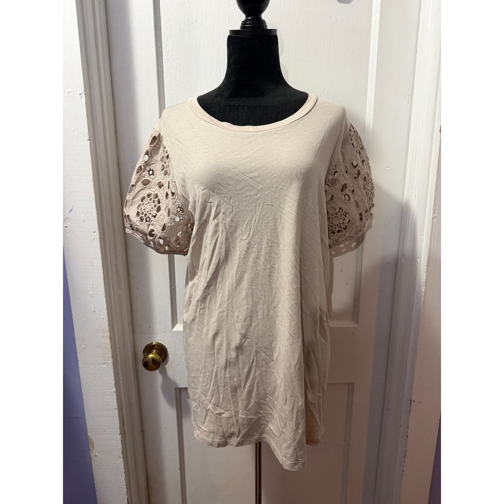 Torrid Light Brown Classic Fit Short Sleeve Top in 0